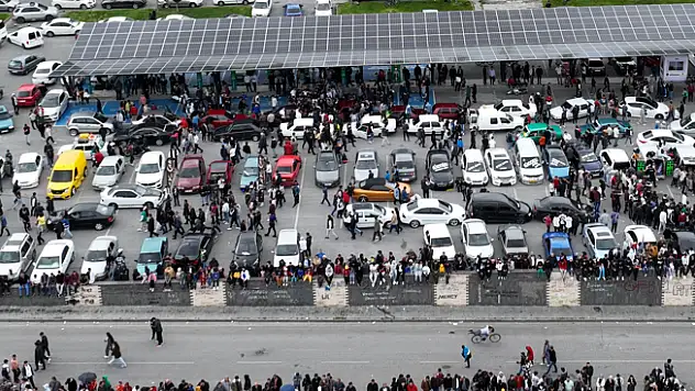 TOGG İLE SLALOM GÖSTERİSİ