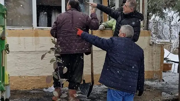 Tomarza'da imam evinde yangın çıktı!!