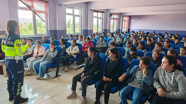 Trafik dedektifleri projesi öğrenci eğitimleri