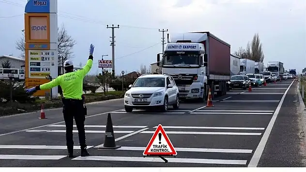 Trafikte Hayat Kurtaran Uyarılar