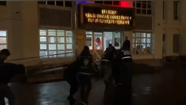 Trafikte 'korna meselesi' kavgasında 6 gözaltı