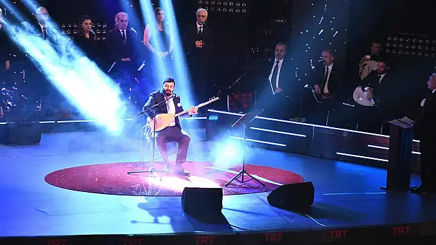 TRT Sanatçıları ile Şehir Konserleri
