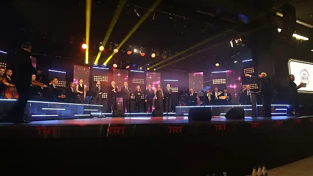 TRT SANATÇILARI KONSERİ DUYURUSU