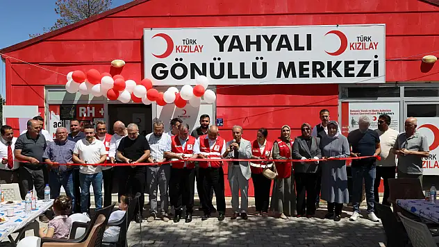 Türk Kızılay Yahyalı gönüllü merkezi hizmete açıldı