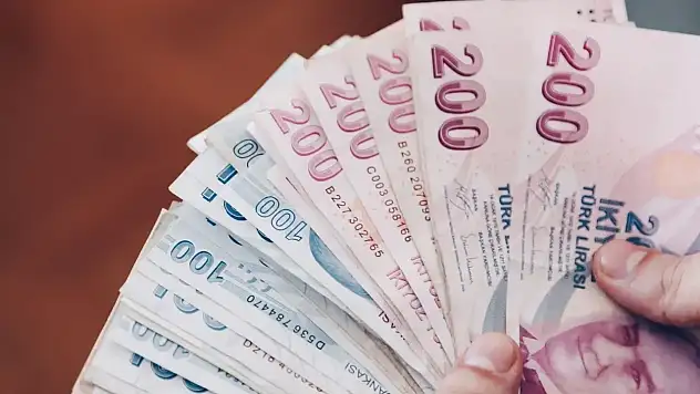 Türk lirasına geçiş desteği kapsamında değişiklikler yapıldı