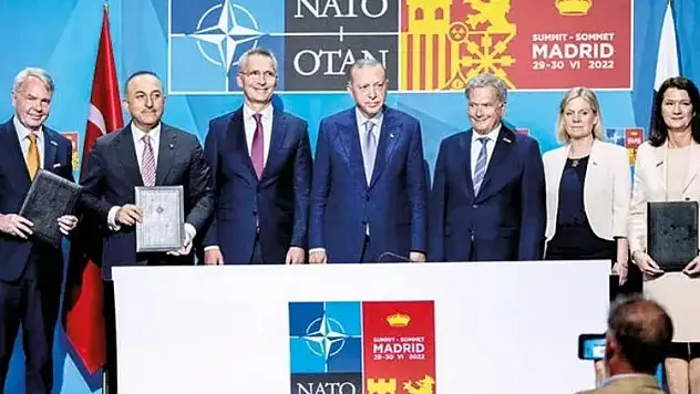 Türkiye NATO vetosunu kaldırdı