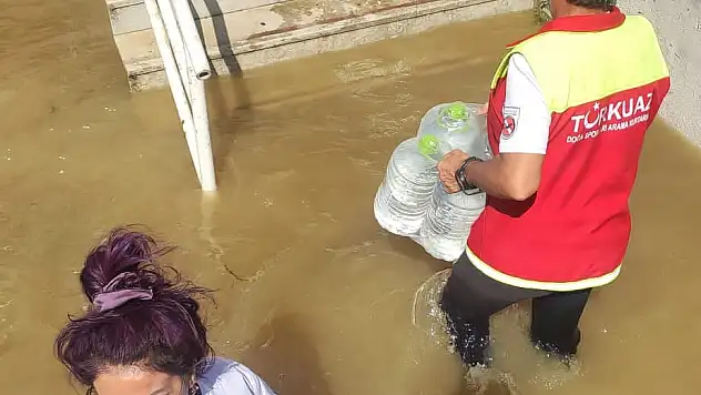 Turkuaz Sualtı Akarsu ekibi sel bölgesine gitti