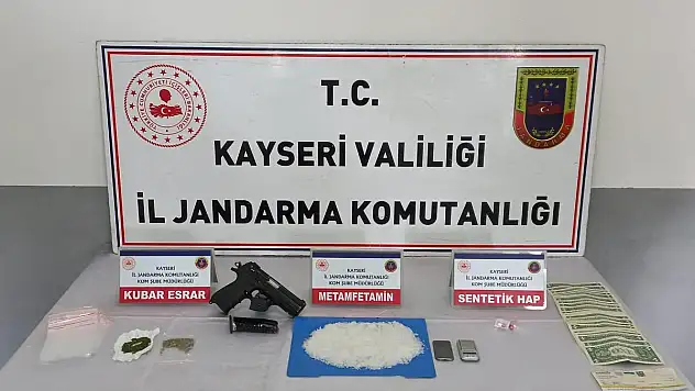 Uyuşturucu operasyonunda 2 gözaltı