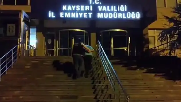 Uyuşturucu satıcılarına operasyon: 7 gözaltı