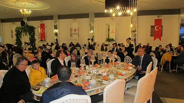 Vakıflar'dan 600 kişilik iftar yemeği