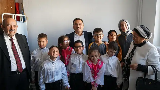 Vali Çiçek: 'Biz onların kalplerinin güzelliğini, kalpleri ile bizi gördüklerini gördük'