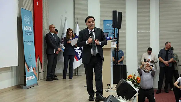 Vali Çiçek: Bizi Biz Yapan Ailedir