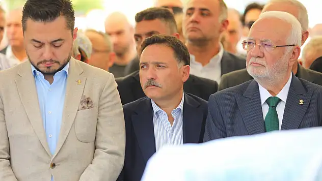 Vali Çiçek cenazede bulundu