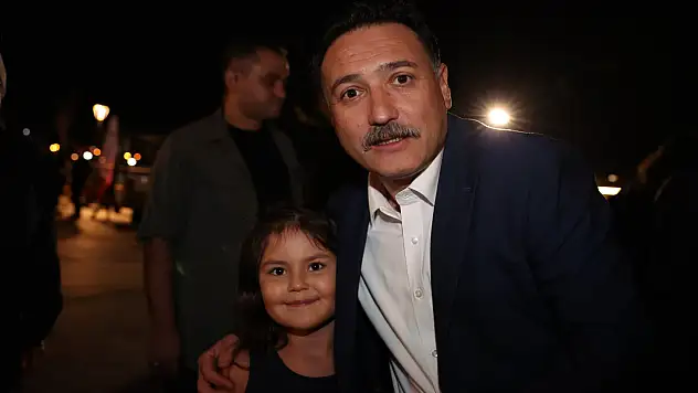 Vali Çiçek, Millet bahçesi'nde buluştu