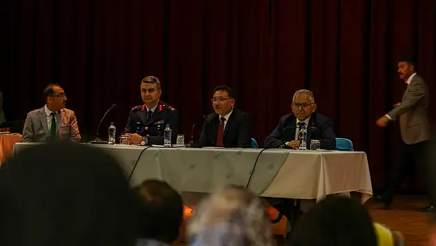 Vali Çiçek Şehit ve Gazi Aileleriyle Bir Araya Geldi