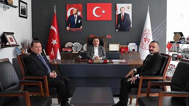 Vali Çiçek'ten Gençlik ve Spor İl Müdürlüğüne Ziyaret