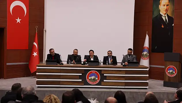 Vali Çiçek, turist rehberleriyle buluştu