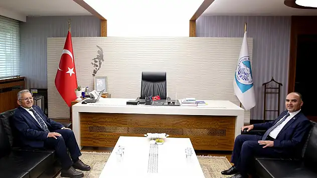 VALİ GÜNAYDIN'DAN BAŞKAN BÜYÜKKILIÇ'A 'VEDA' ZİYARETİ