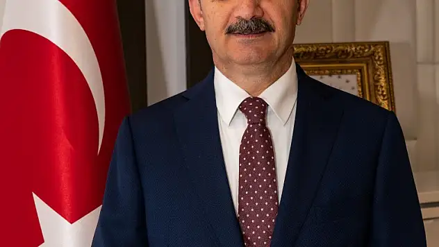 'VATAN ŞAİRİNİ RAHMETLE ANIYORUZ'