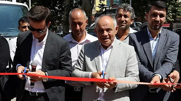 YAHYALI BELEDİYESİ YENİ ARAÇLARINI TANITTI