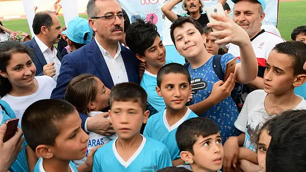 YAZ SPOR OKULLLARI AÇILDI