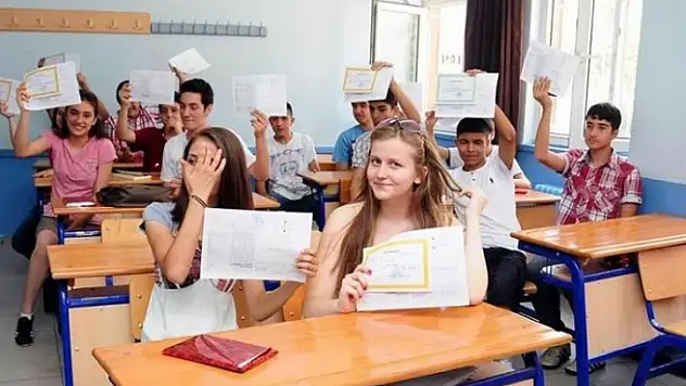 Yaz tatili kısalıyor mu?