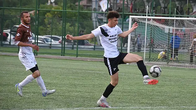 Yeni Esenspor – Yeni Kıranardıspor: 3-2