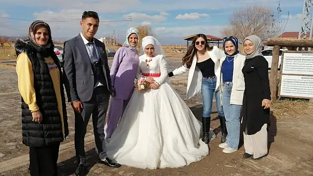 yeni evlenen çiftler için de doğal stüdyo oluyor