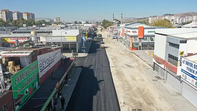 YENİ SANAYİ BÖLGESİNDEKİ CELALETTİN CADDESİ  YENİLENDİ