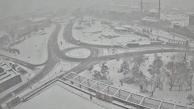 Yeni yıla kar ve sessizlikle Kayseri