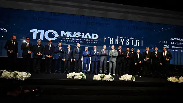 Yerlikaya ve Büyükkılıç, MÜSİAD genel kurulu'nda