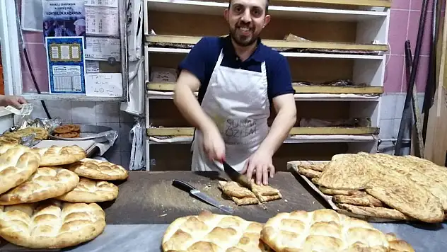 Yeşilhisar'da fırınların sahur yoğunluğu