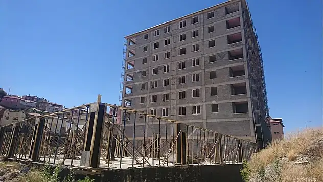 YEŞİLHİSAR'DA KENTSEL DÖNÜŞÜM DEVAM EDİYOR