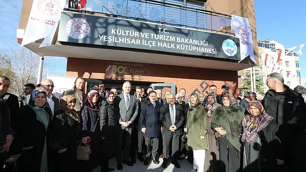 YEŞİLHİSAR İLÇE HALK KÜTÜPHANESİ AÇILDI