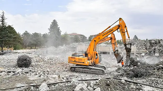 'Yeşilyurt'a Yakışacak Bir Hizmet Binası İnşa Edeceğiz'