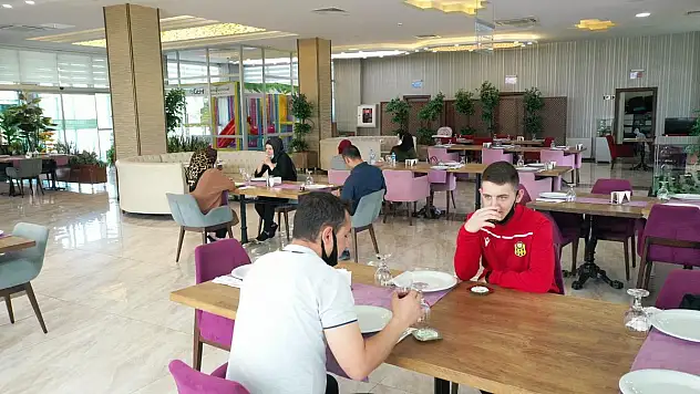 YEŞİLYURT BELEDİYESİ HİJYENİK ORTAMLARDA  HİZMET SUNUYOR '