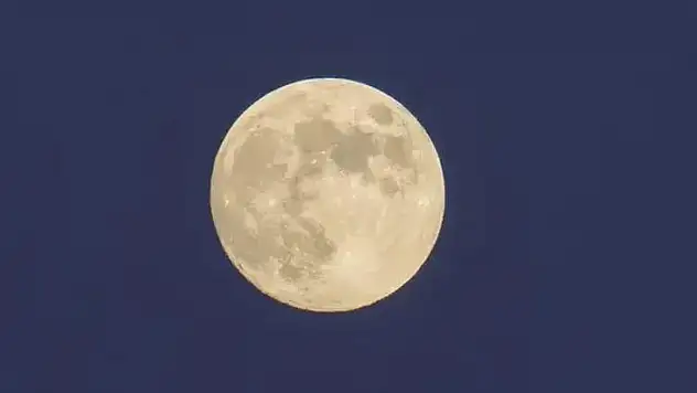 Yılın son Süper Ay'ı