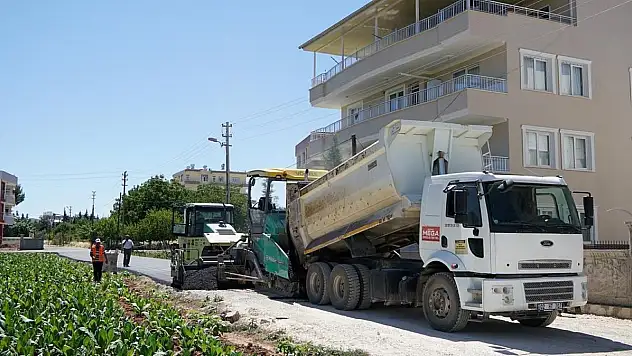 Yunus Emre Mahallesi'nde Asfalt Çalışması