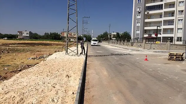 Yunus Emre Mahallesi'nde Kaldırım Çalışması
