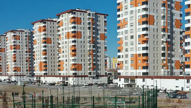 YUNUSEMRE'DE KENTSEL DÖNÜŞÜMÜ TAMAMLANDI