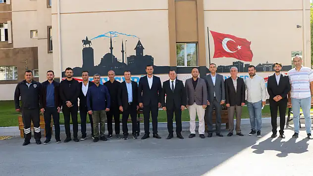 Yurt denetiminde gençlerin yanında