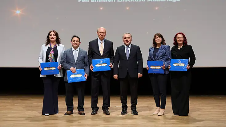 ERÜ’de Başarılar Ödüllendirildi