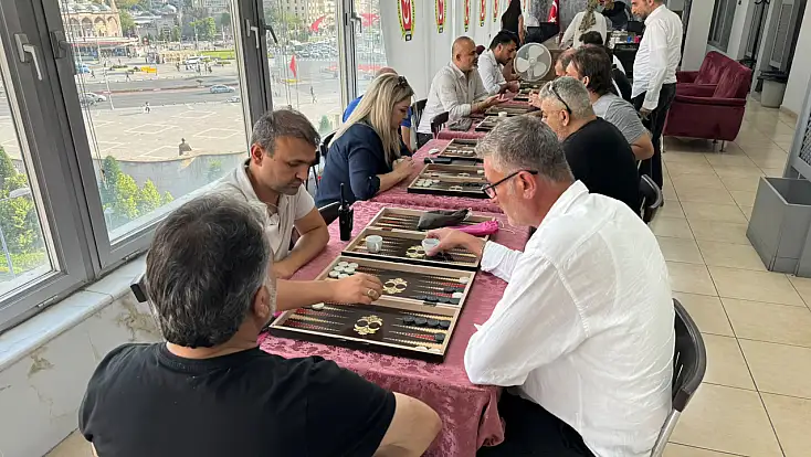 Gazeteciler Tavla Turnuvasında Buluştu