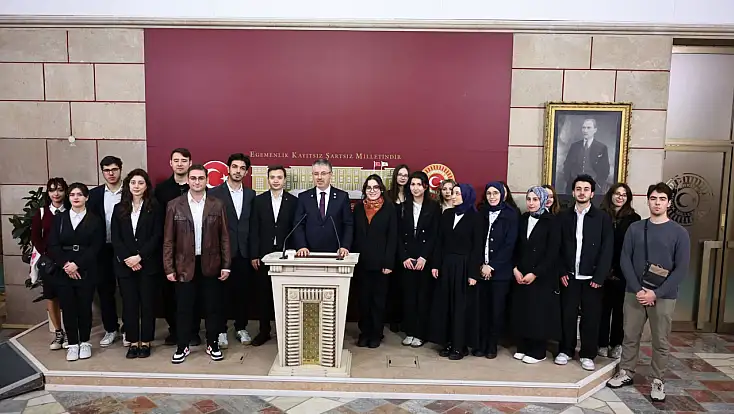 Kayserili Öğrenciler Gazi Meclis’te