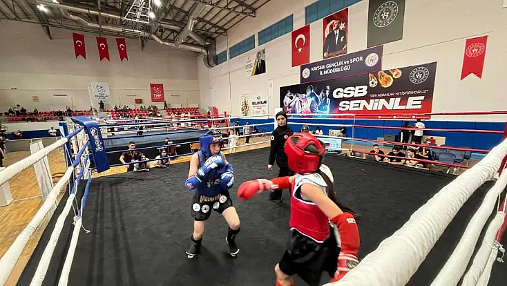 Muaythai müsabakaları Talas’ta başladı