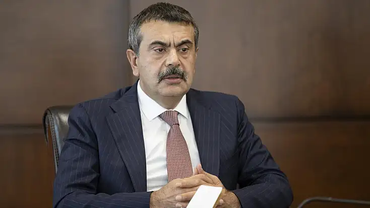Tekin: 'Haçlı Seferleri' İfadesini Müfredattan Çıkardık
