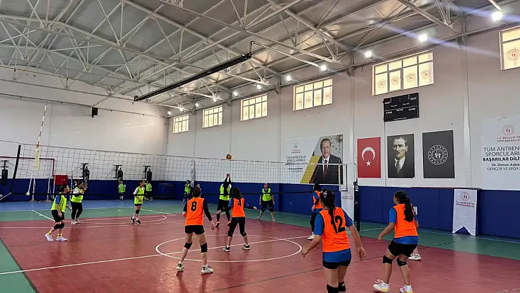 Tomarza’da Evinin Sultanları turnuvası