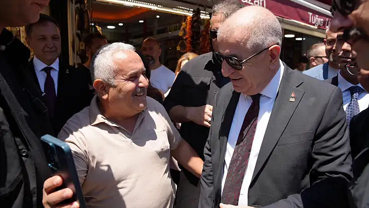 Ümit Özdağ Kayseri’de Vatandaş ve Esnafla Buluştu