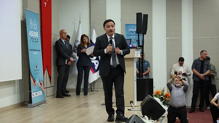 Vali Çiçek: Bizi Biz Yapan Ailedir