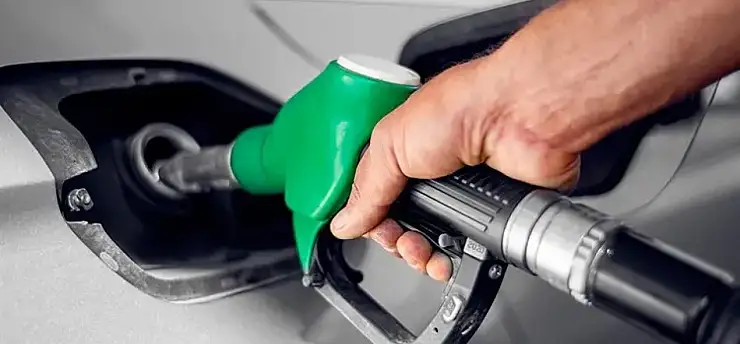 Akaryakıta bu gece indirim